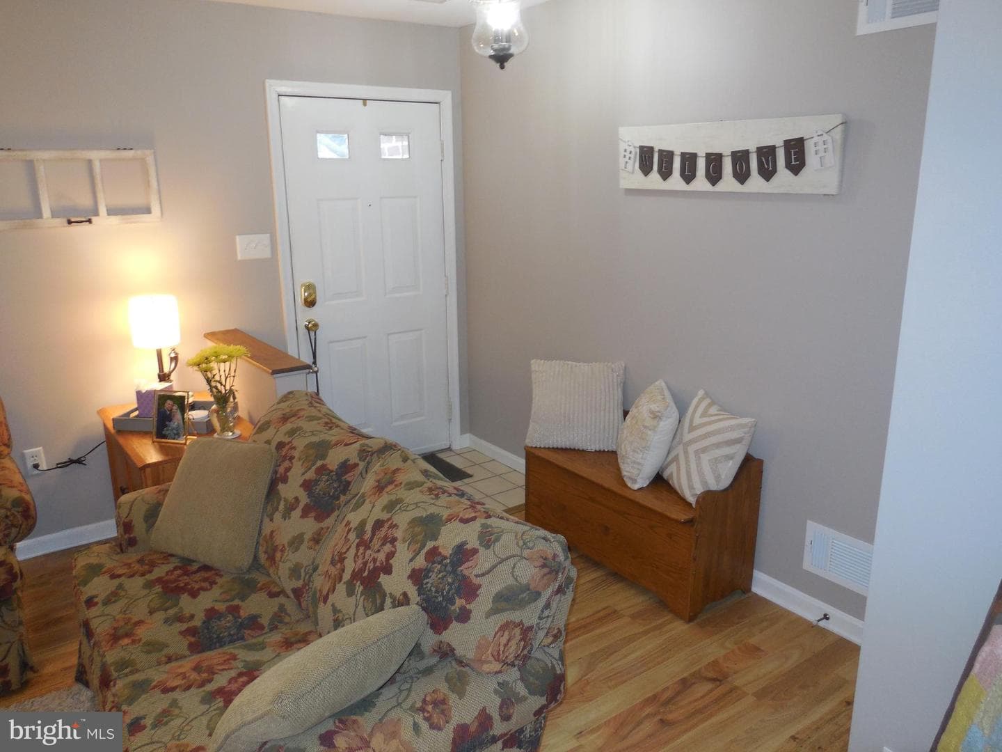 5442 Oxford Drive photo 5