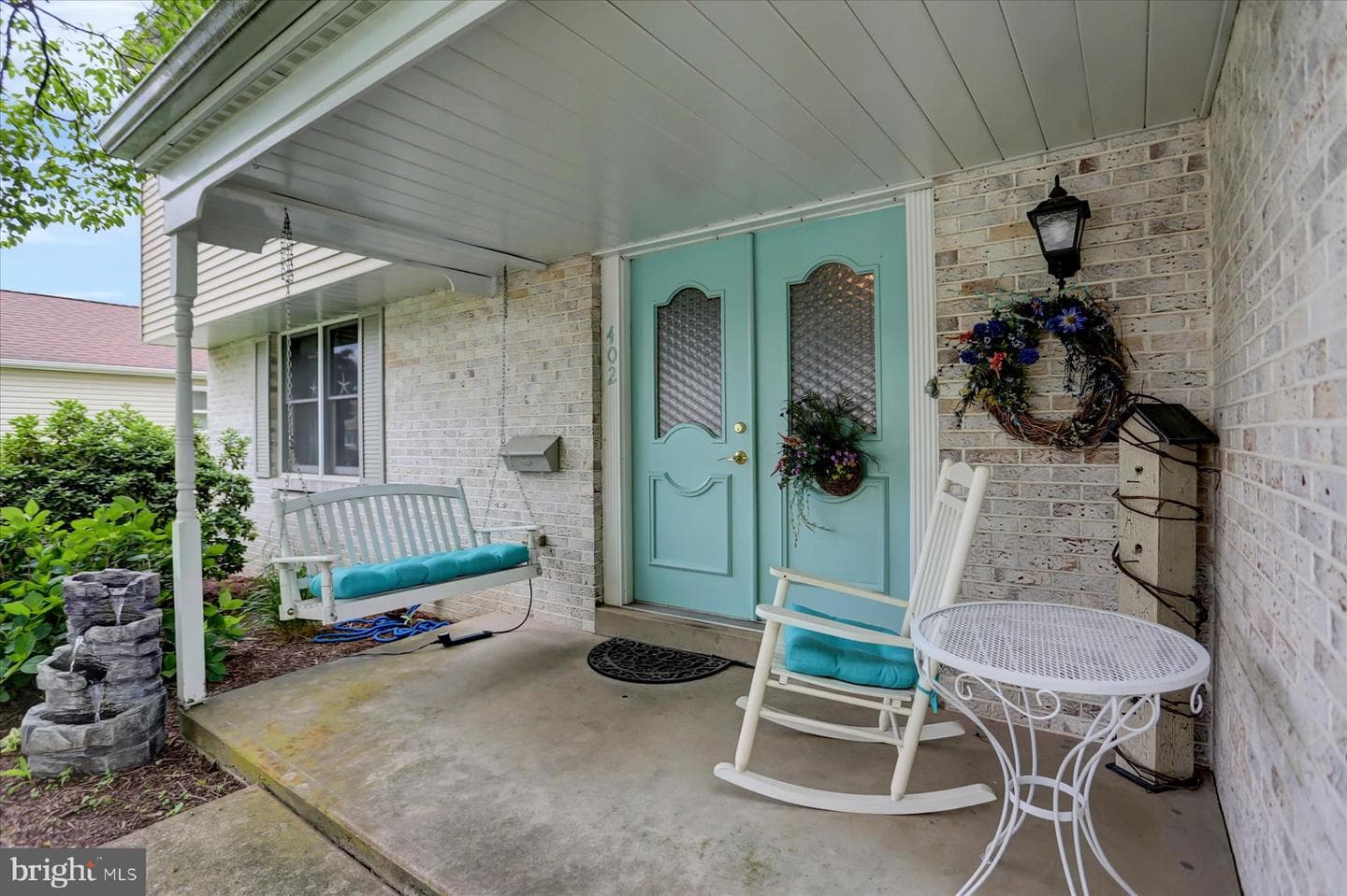402 Cocklin Street photo 4