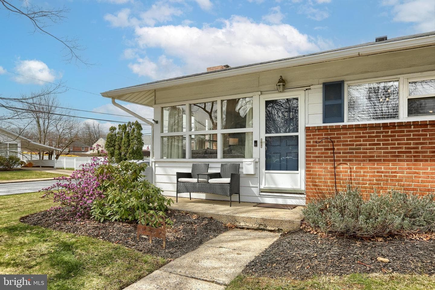 1198 Lowther Road photo 4