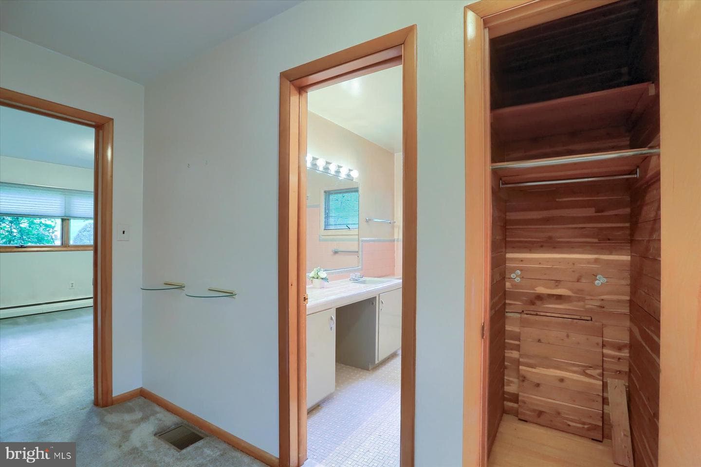 501 Saint Johns Drive photo 32