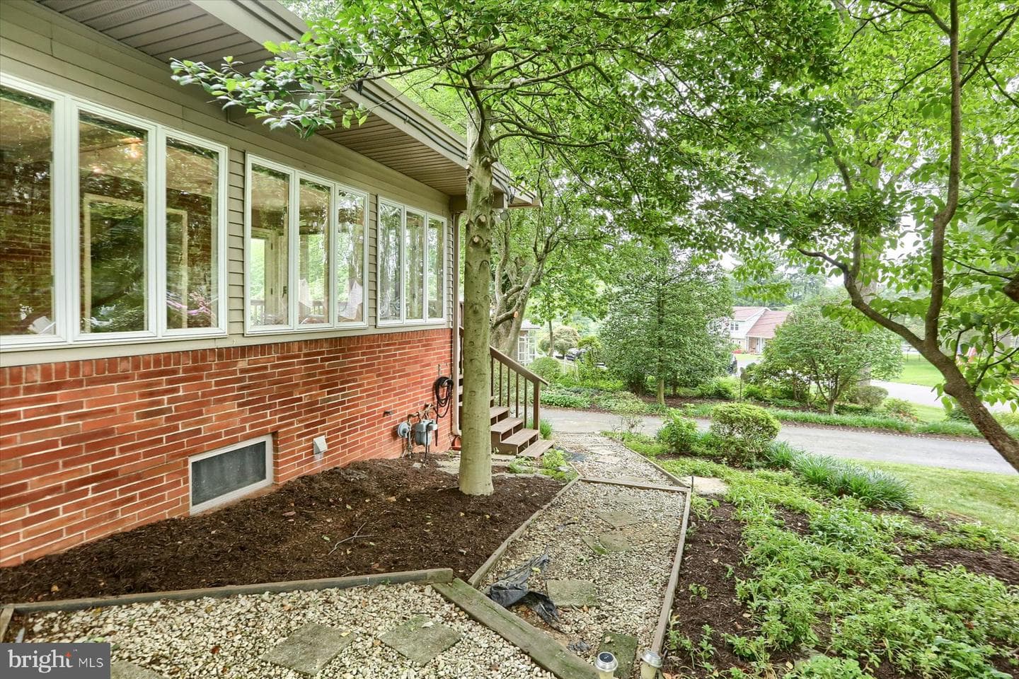 501 Saint Johns Drive photo 6