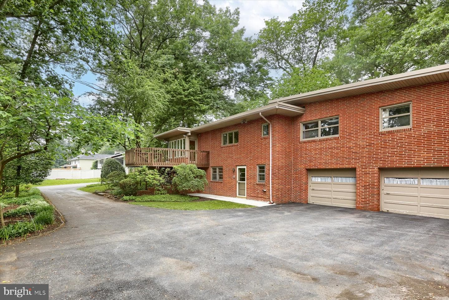501 Saint Johns Drive photo 8