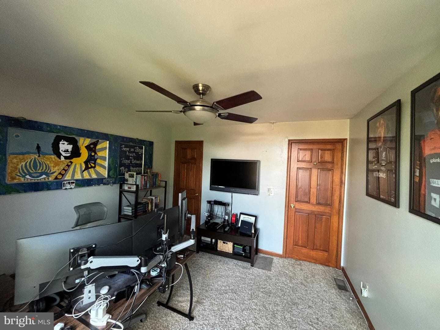 320 Peppercorn Square photo 13