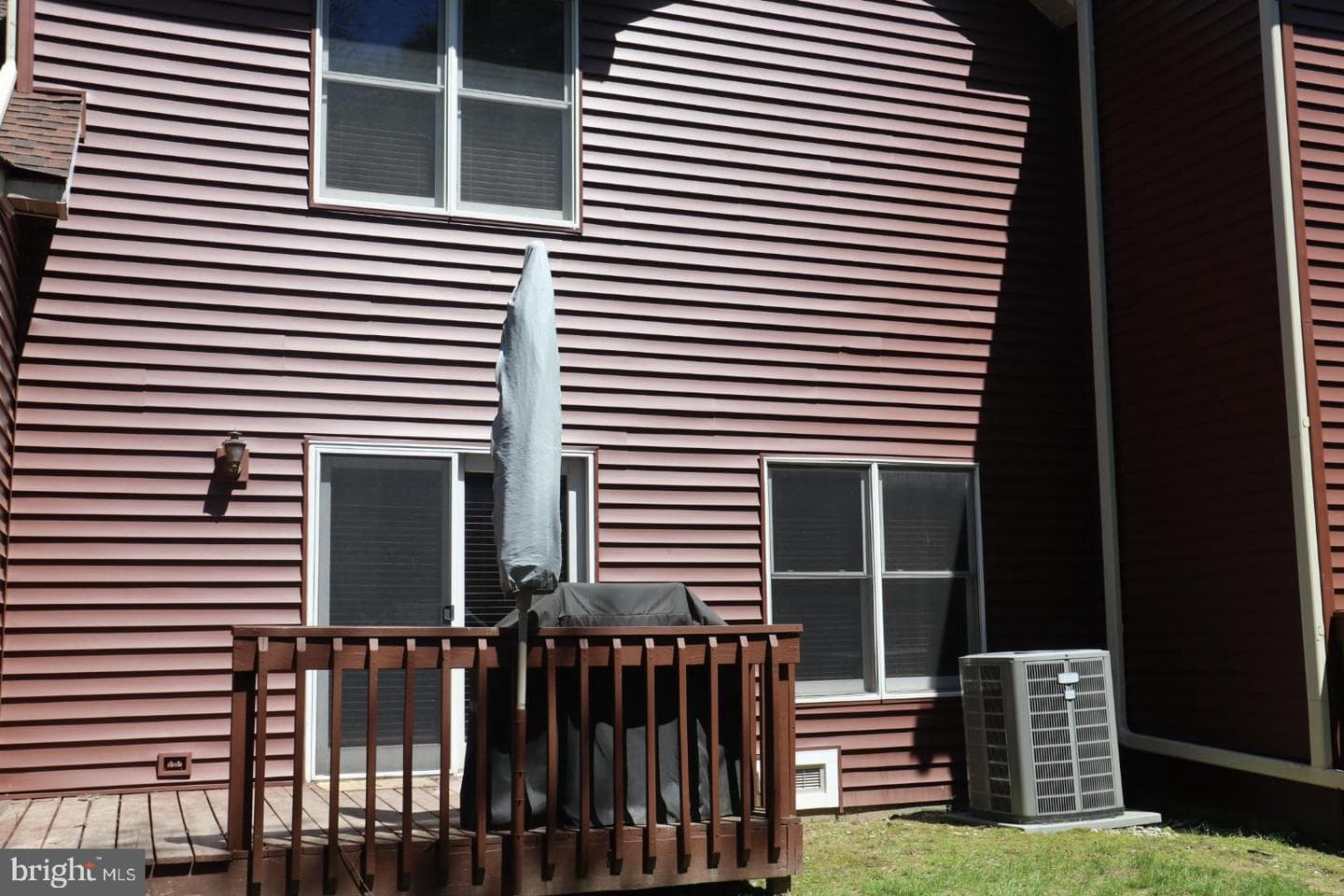 320 Peppercorn Square photo 18