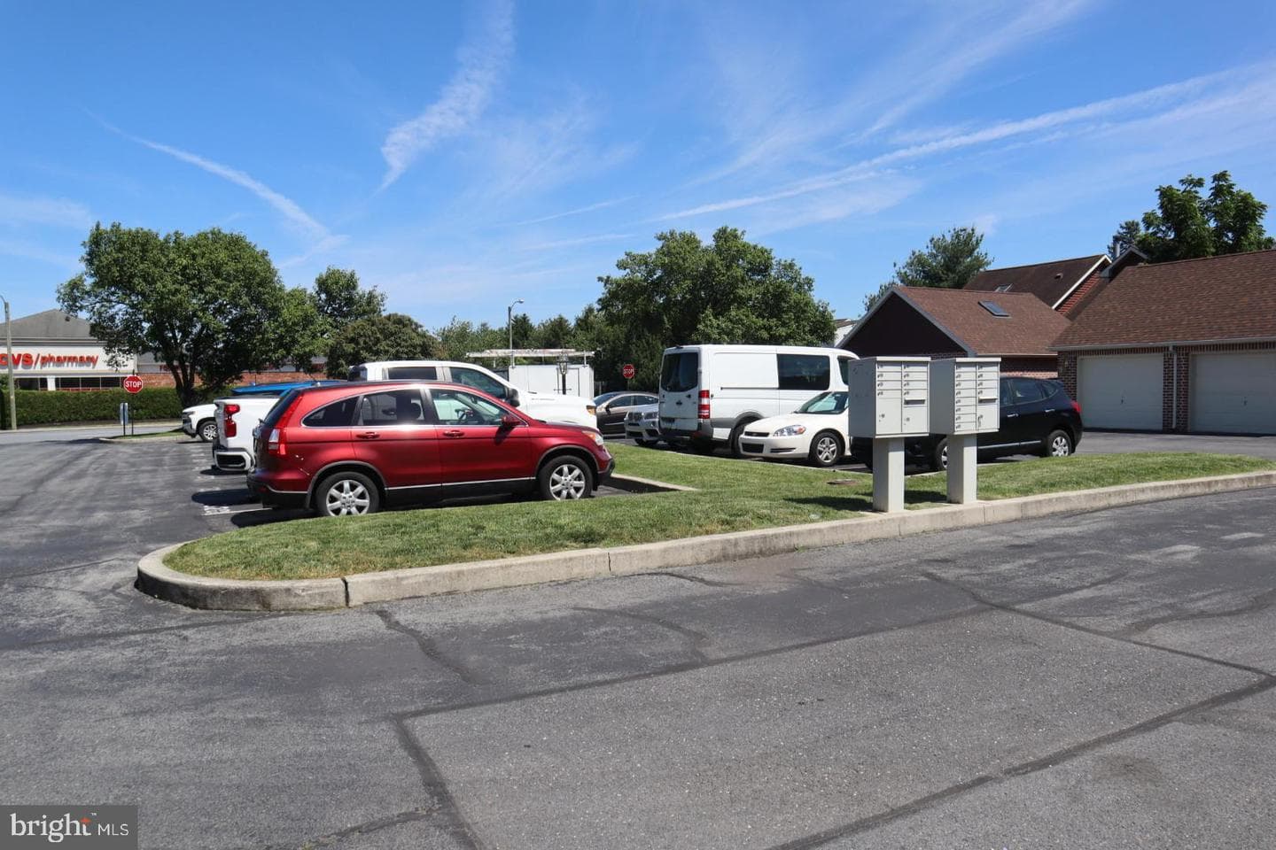 320 Peppercorn Square photo 20