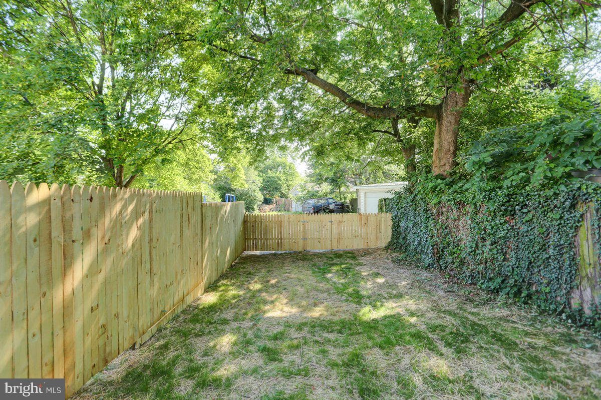 39 Kerrs Avenue photo 29