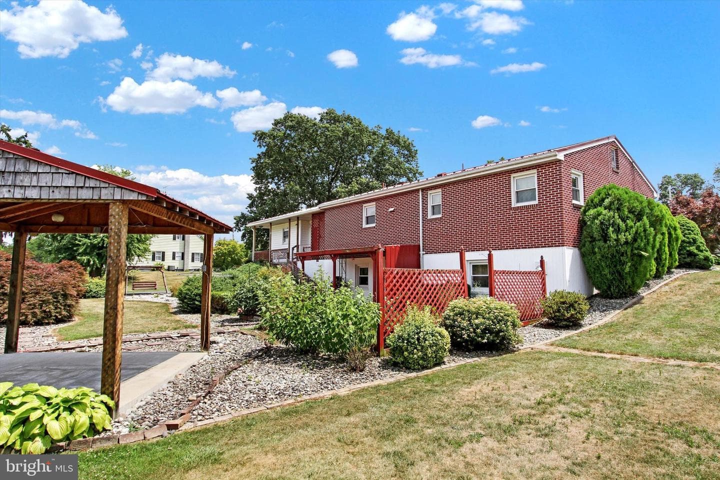 128 Airport Road photo 24