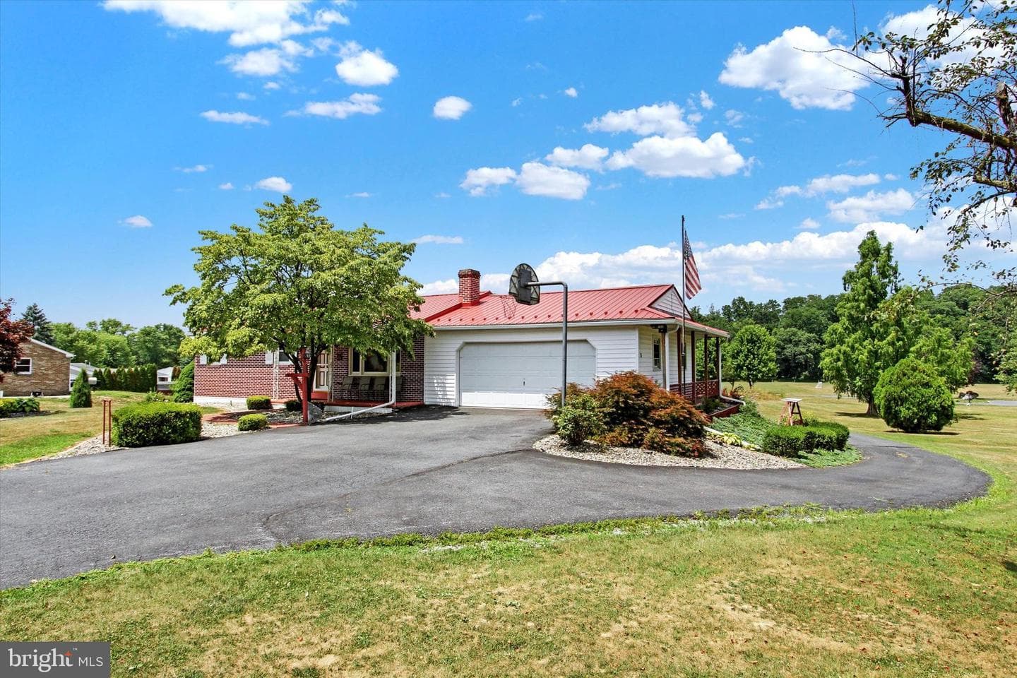 128 Airport Road photo 4