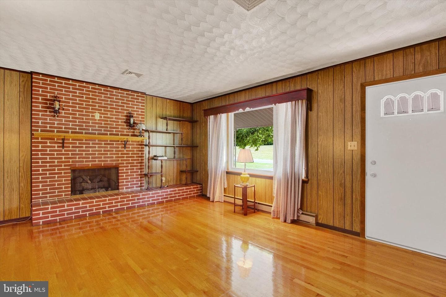 128 Airport Road photo 5