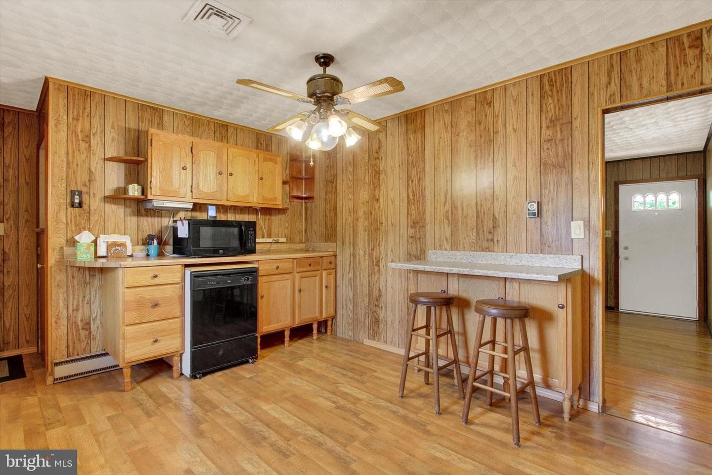 128 Airport Road photo 9