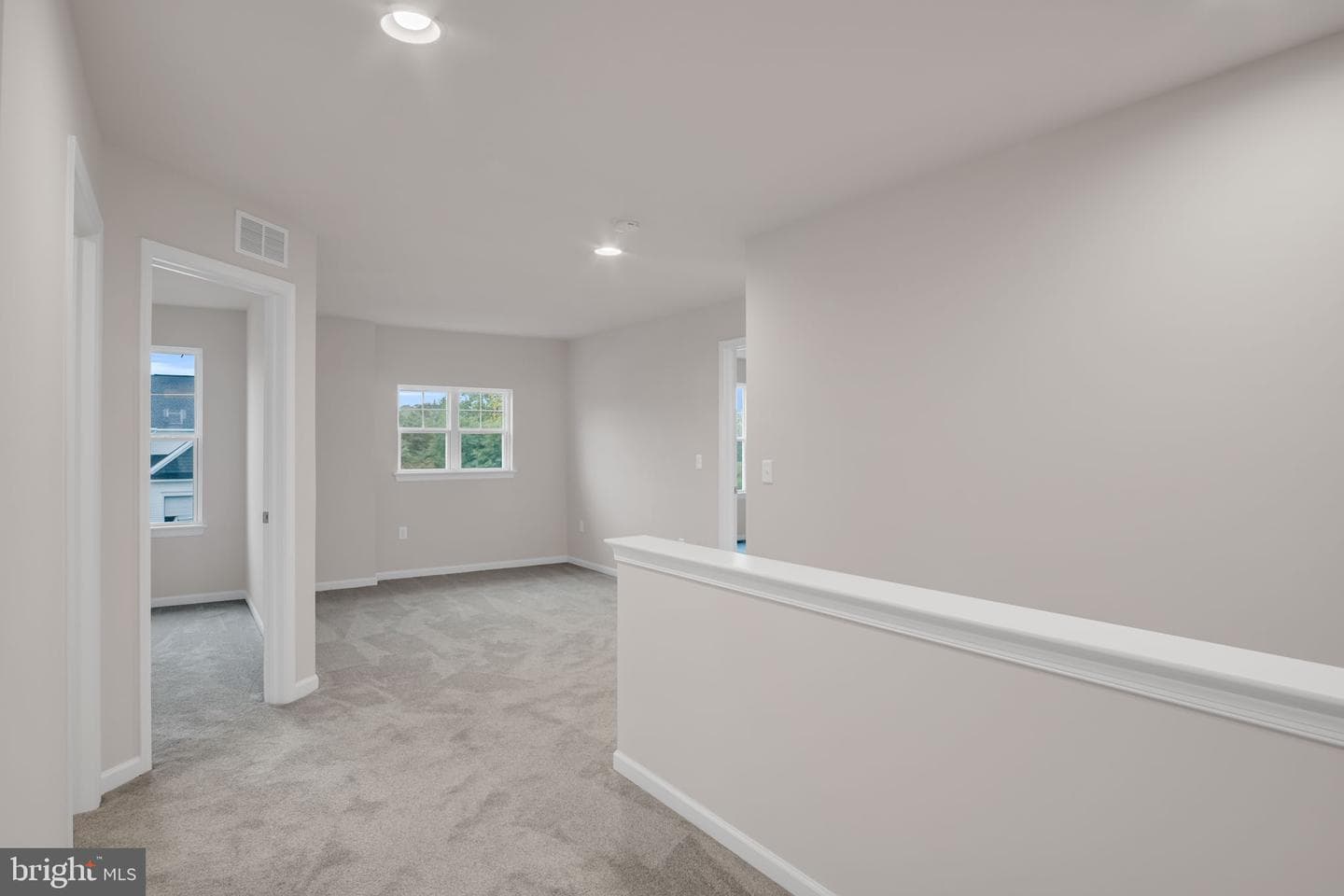 211 Forgedale Drive photo 28