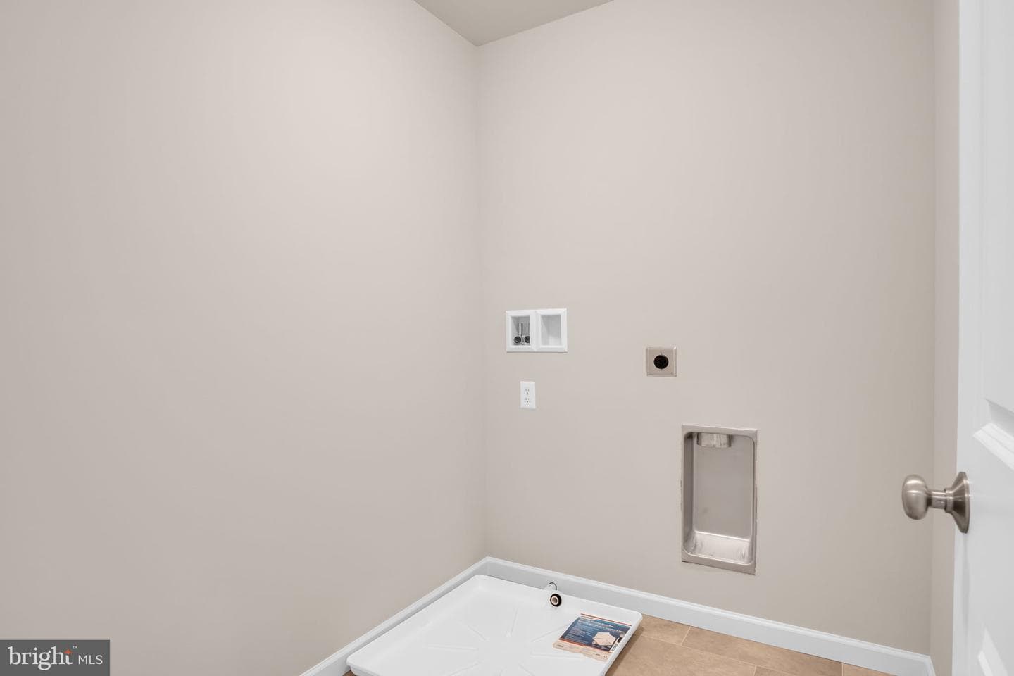 211 Forgedale Drive photo 30