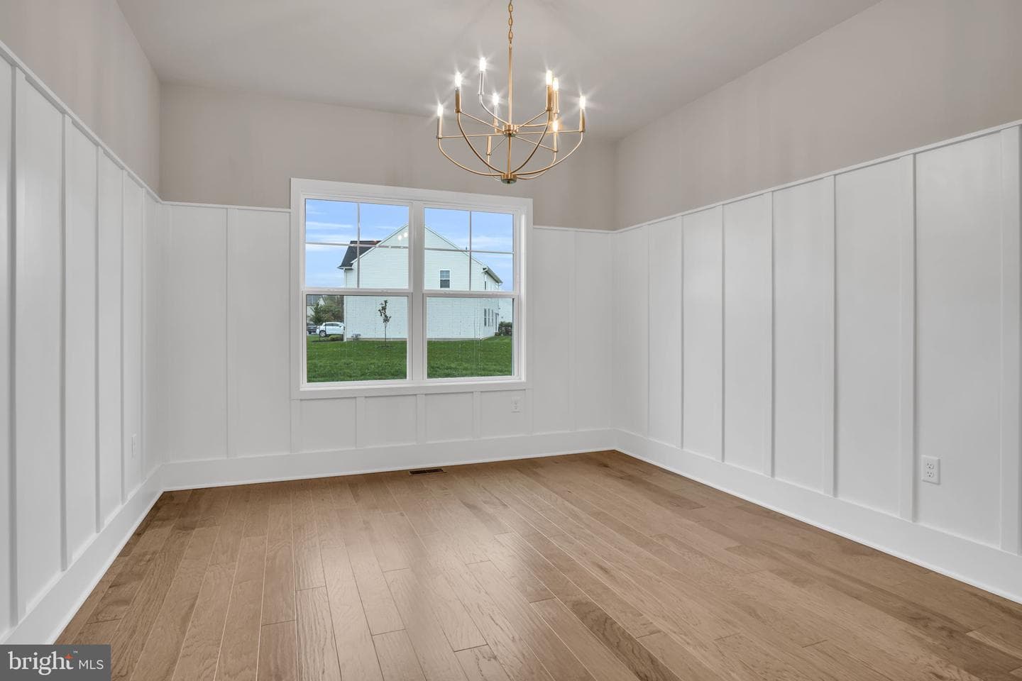 211 Forgedale Drive photo 8