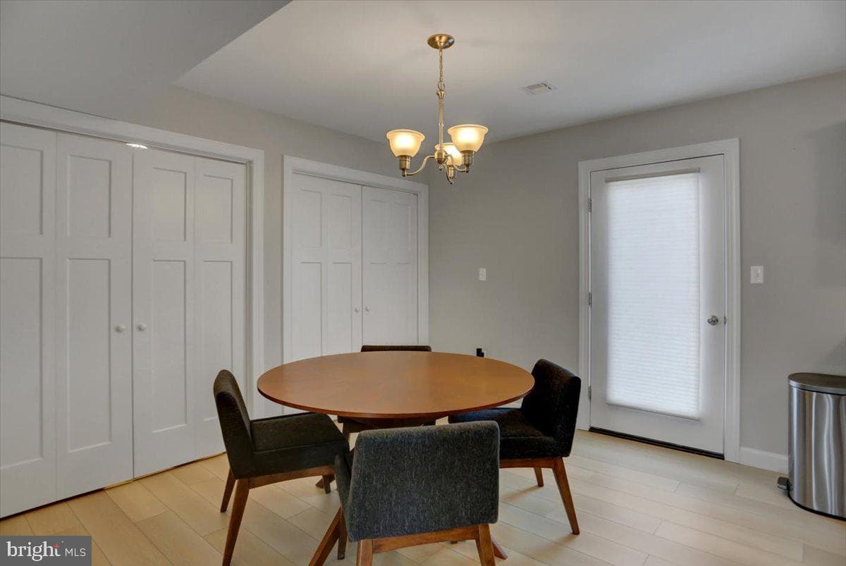 200 Woodridge Drive photo 10