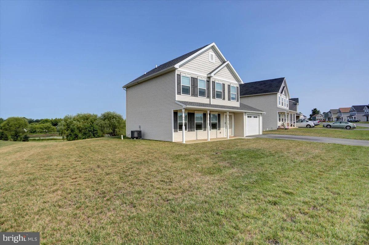 200 Woodridge Drive photo 3
