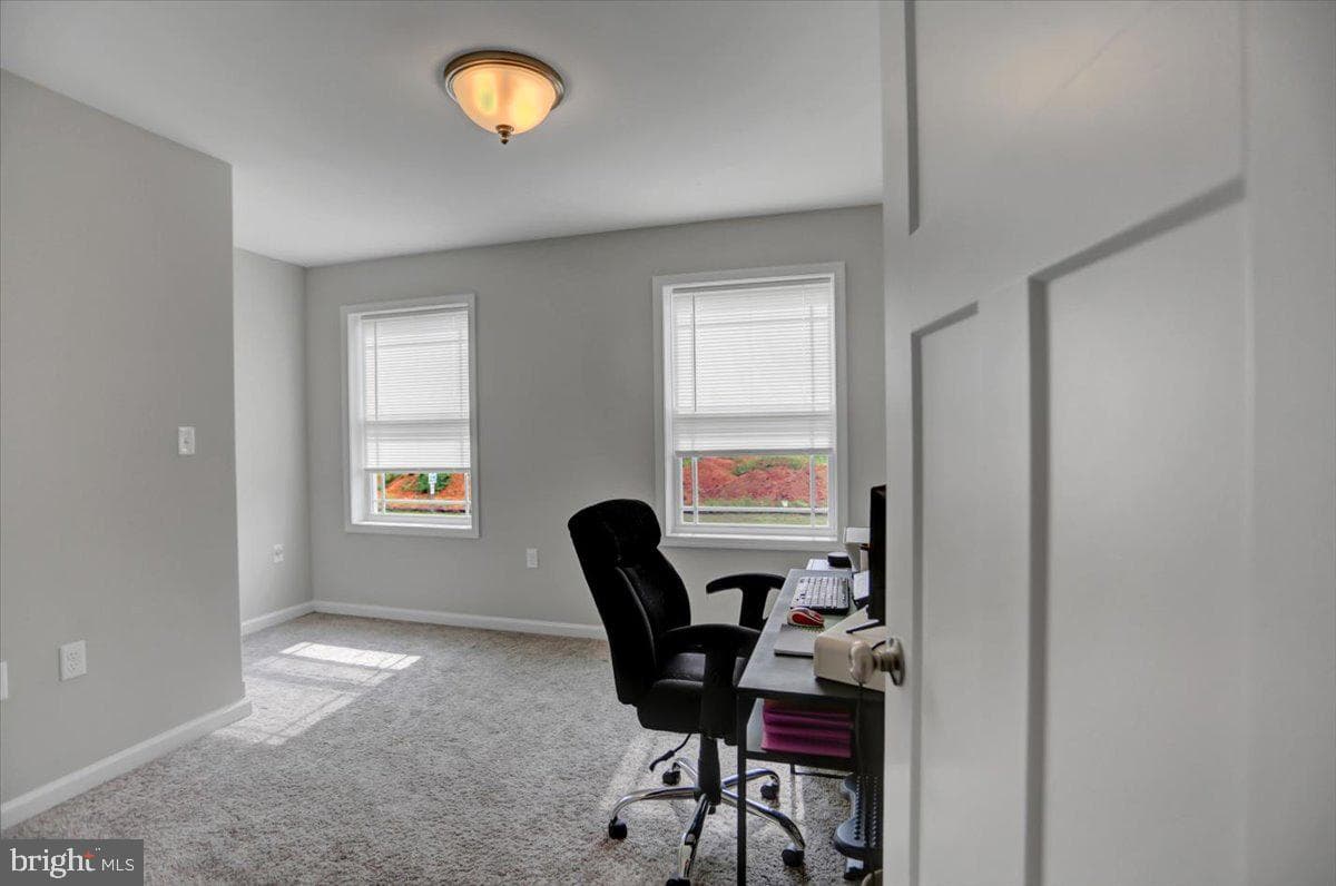 200 Woodridge Drive photo 31