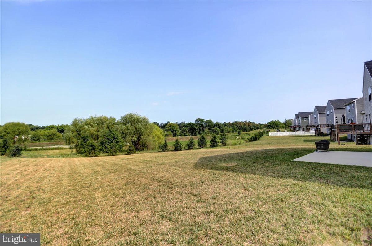200 Woodridge Drive photo 37