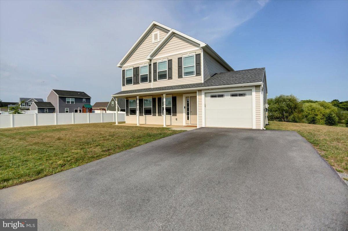 200 Woodridge Drive photo 4