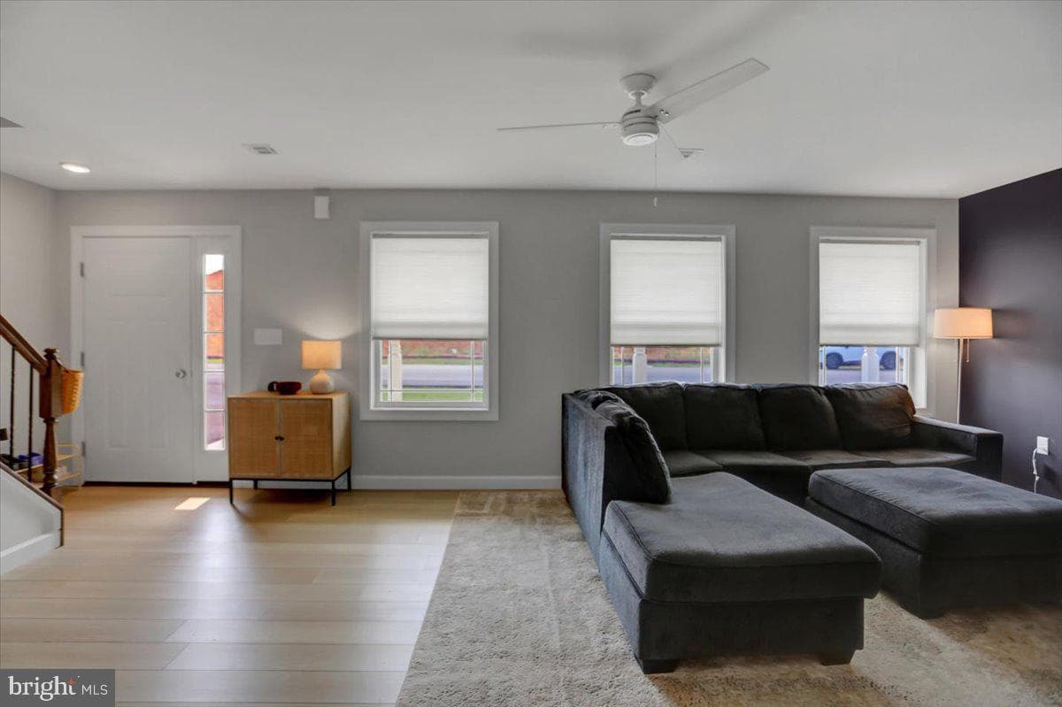 200 Woodridge Drive photo 6