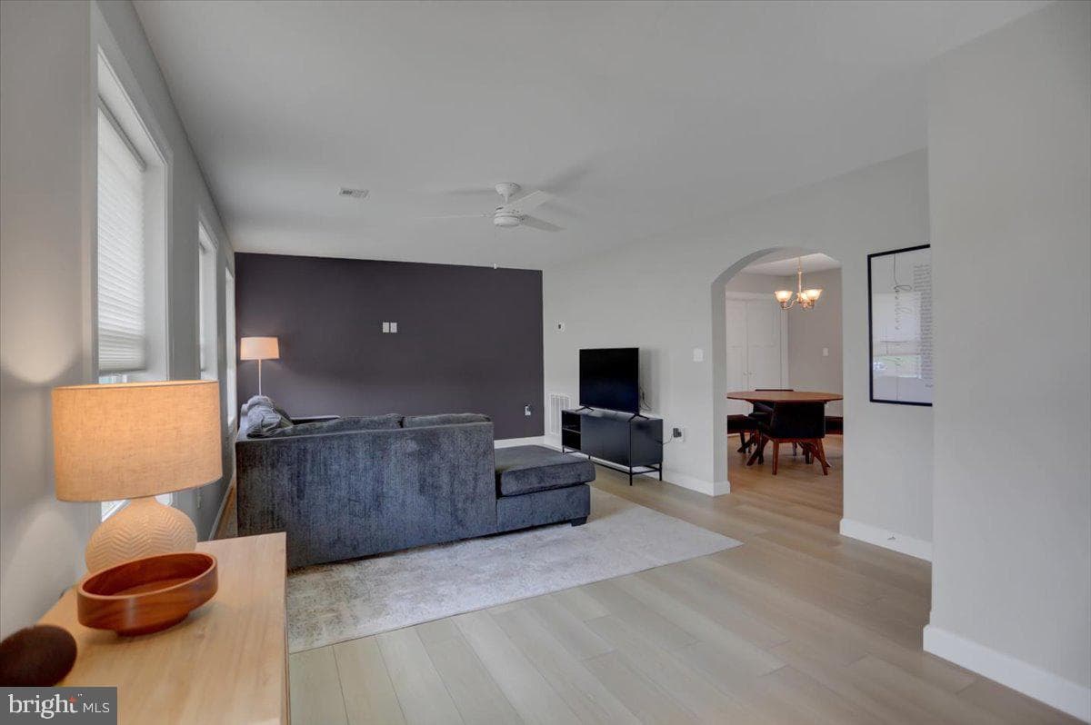200 Woodridge Drive photo 8