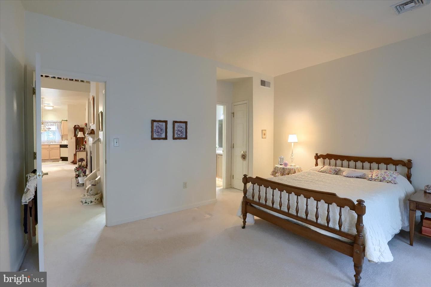 512 Brighton Place photo 10