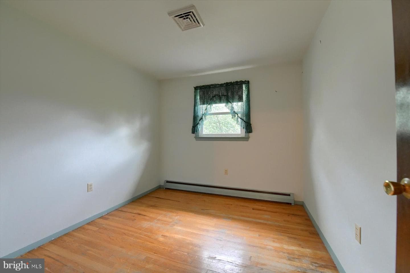 34 Riverview Drive photo 10