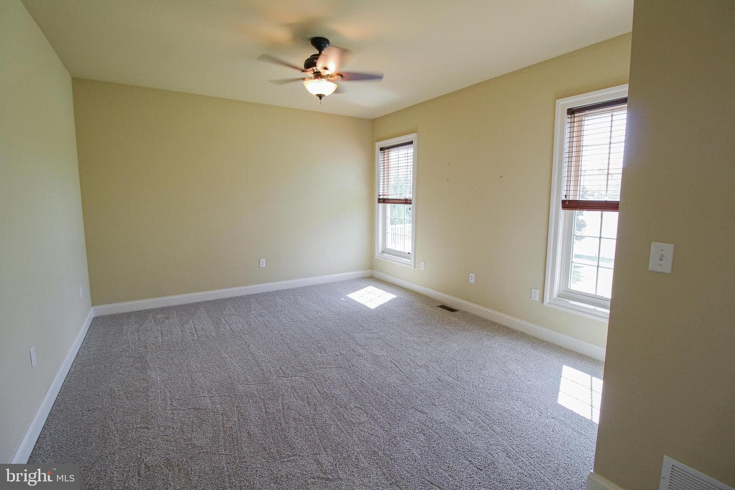 5130 S Deerfield Avenue photo 23