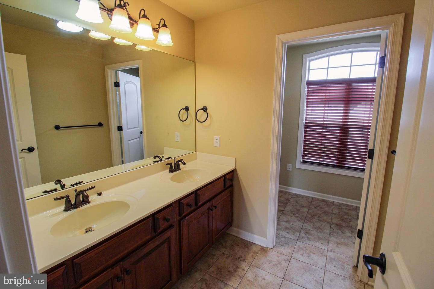 5130 S Deerfield Avenue photo 27
