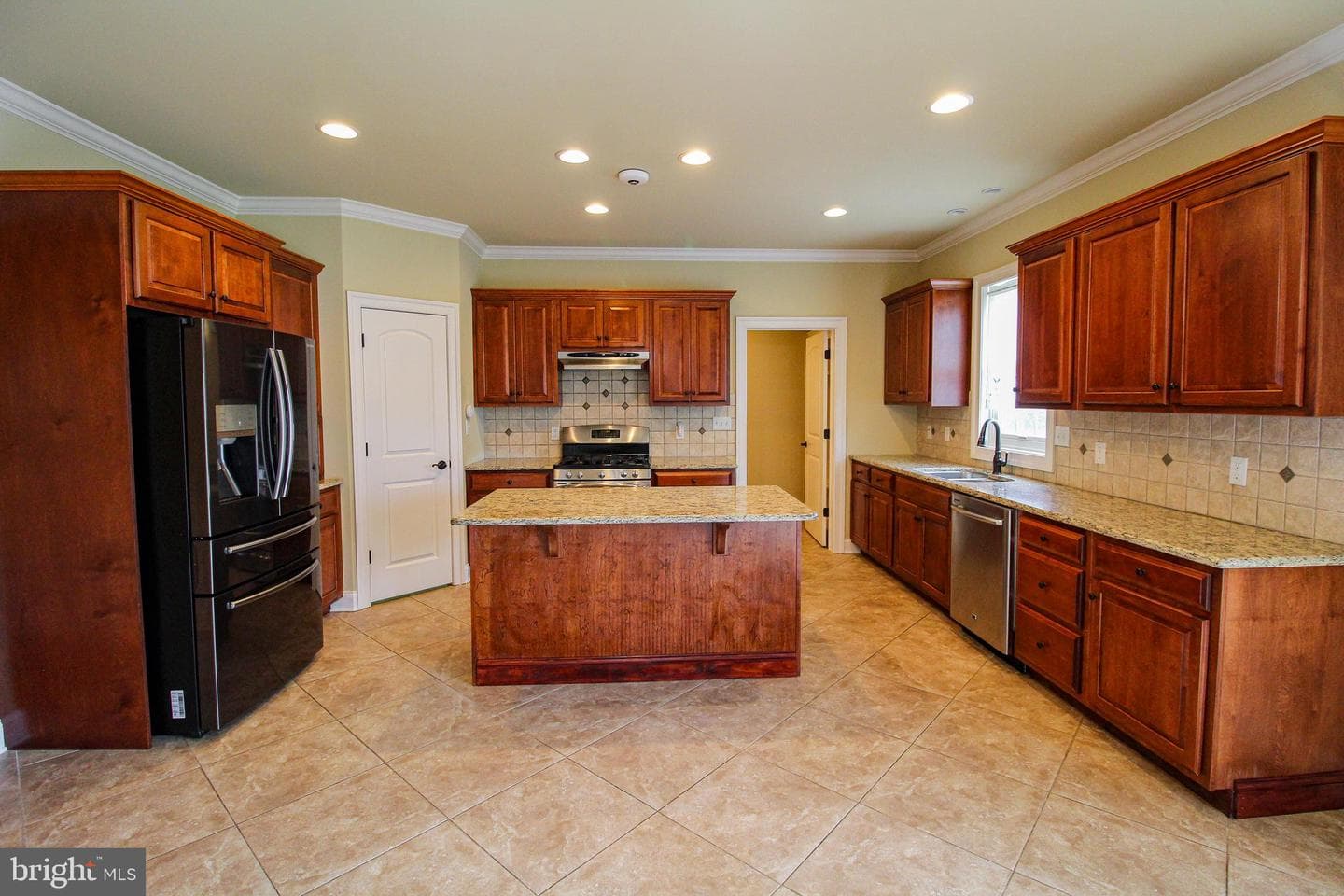 5130 S Deerfield Avenue photo 9