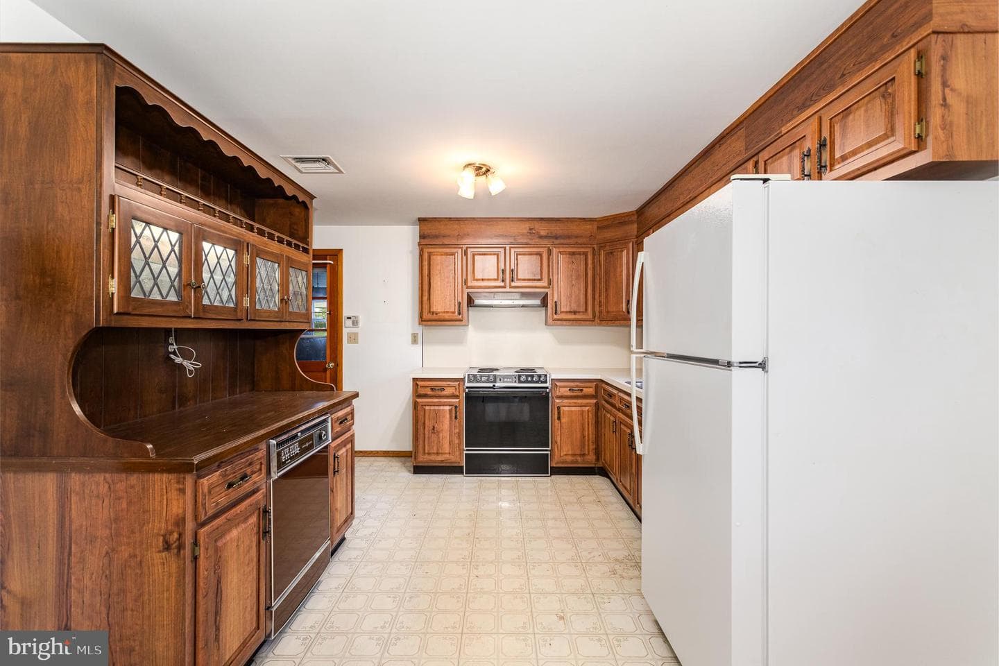 416 Linden Street photo 10
