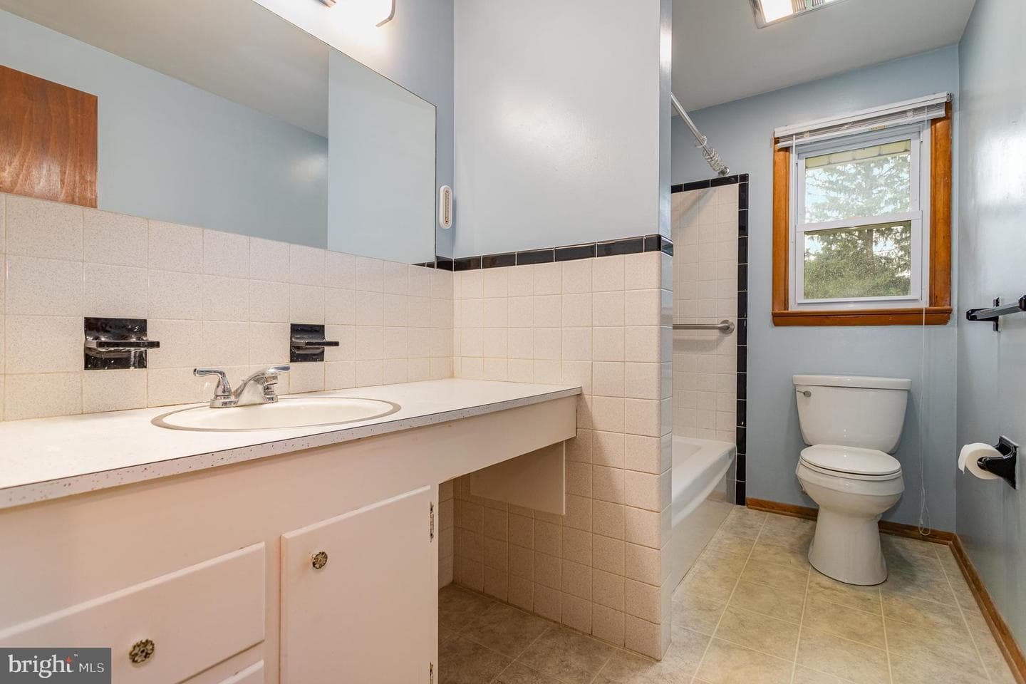 416 Linden Street photo 19