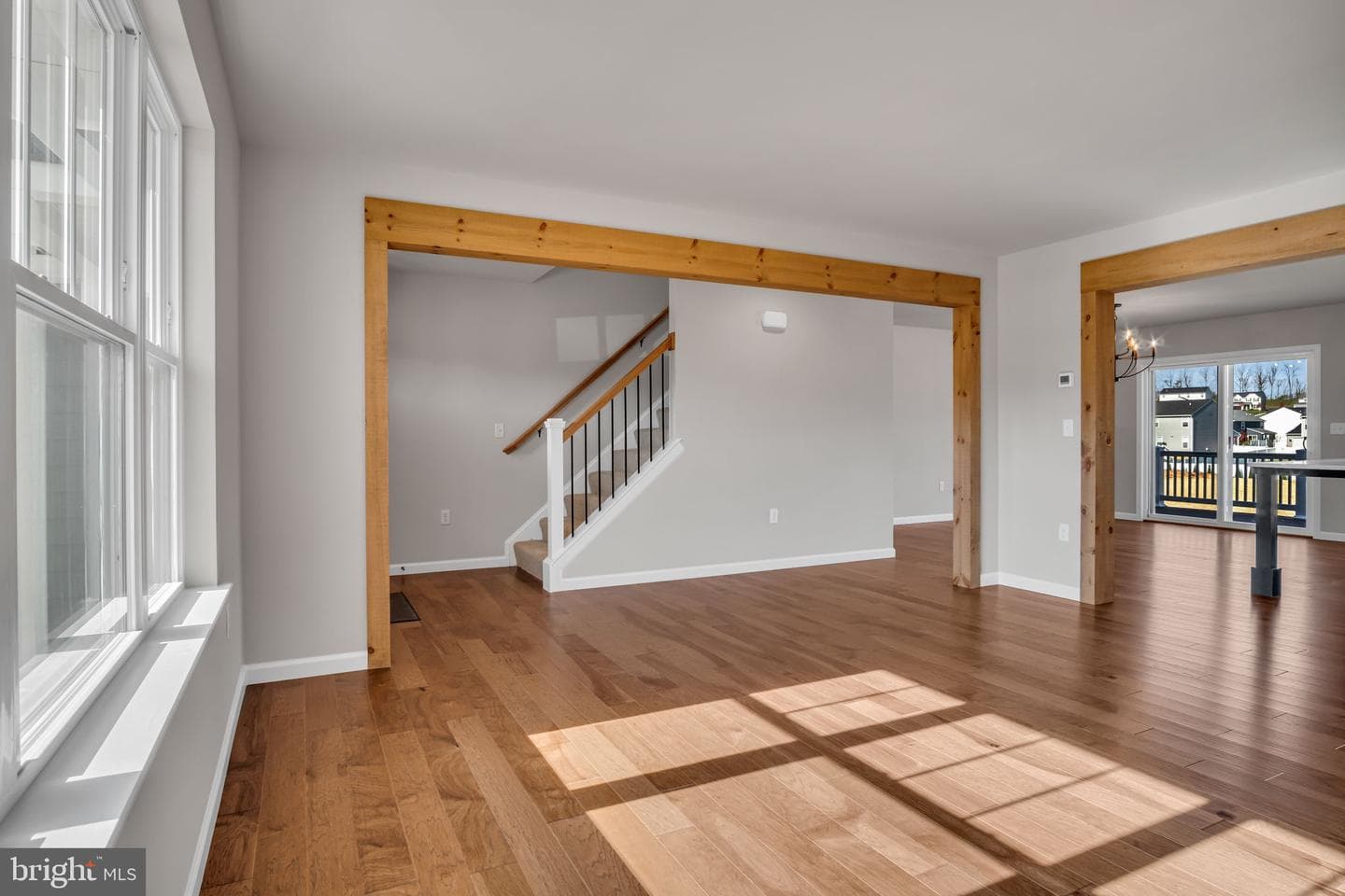 879 Ashfield Drive photo 13