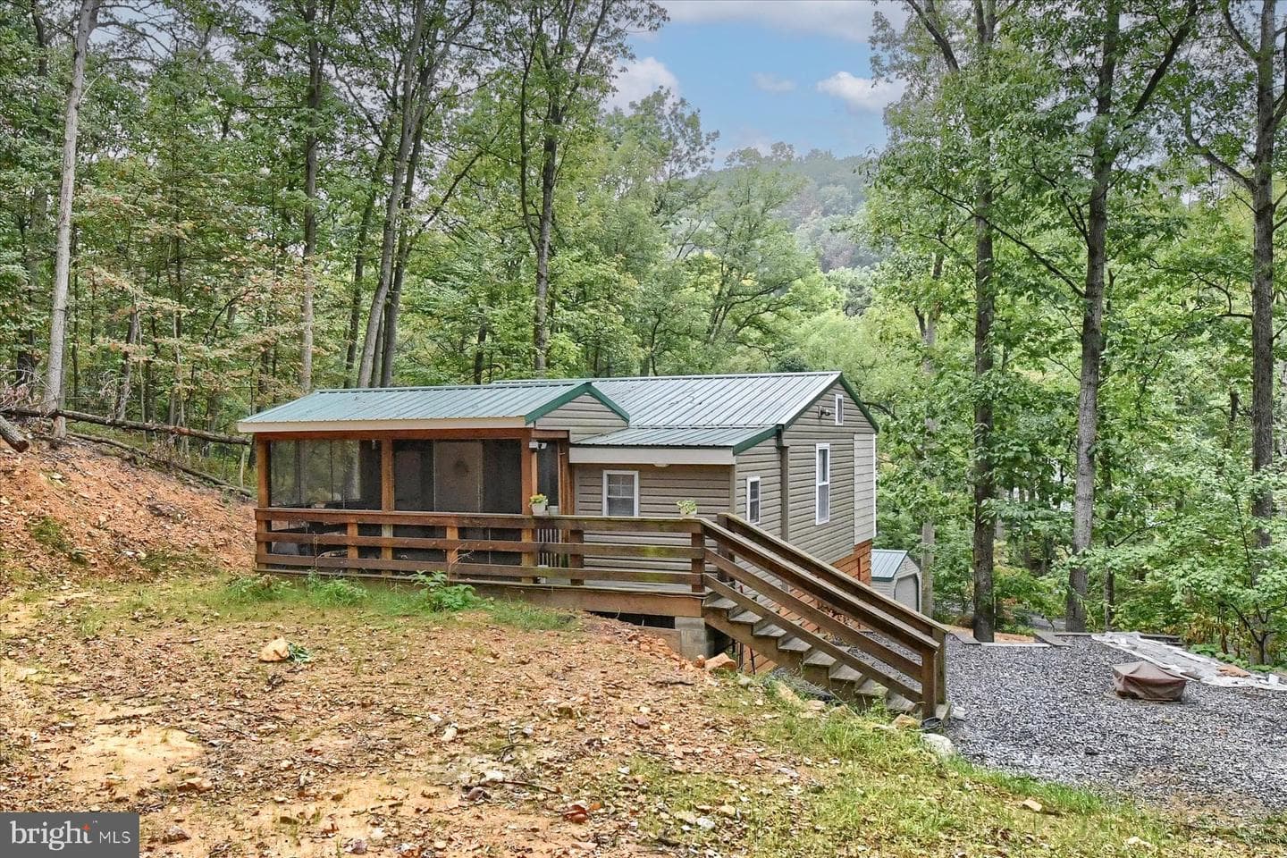 151 Beetem Hollow Rd photo 4