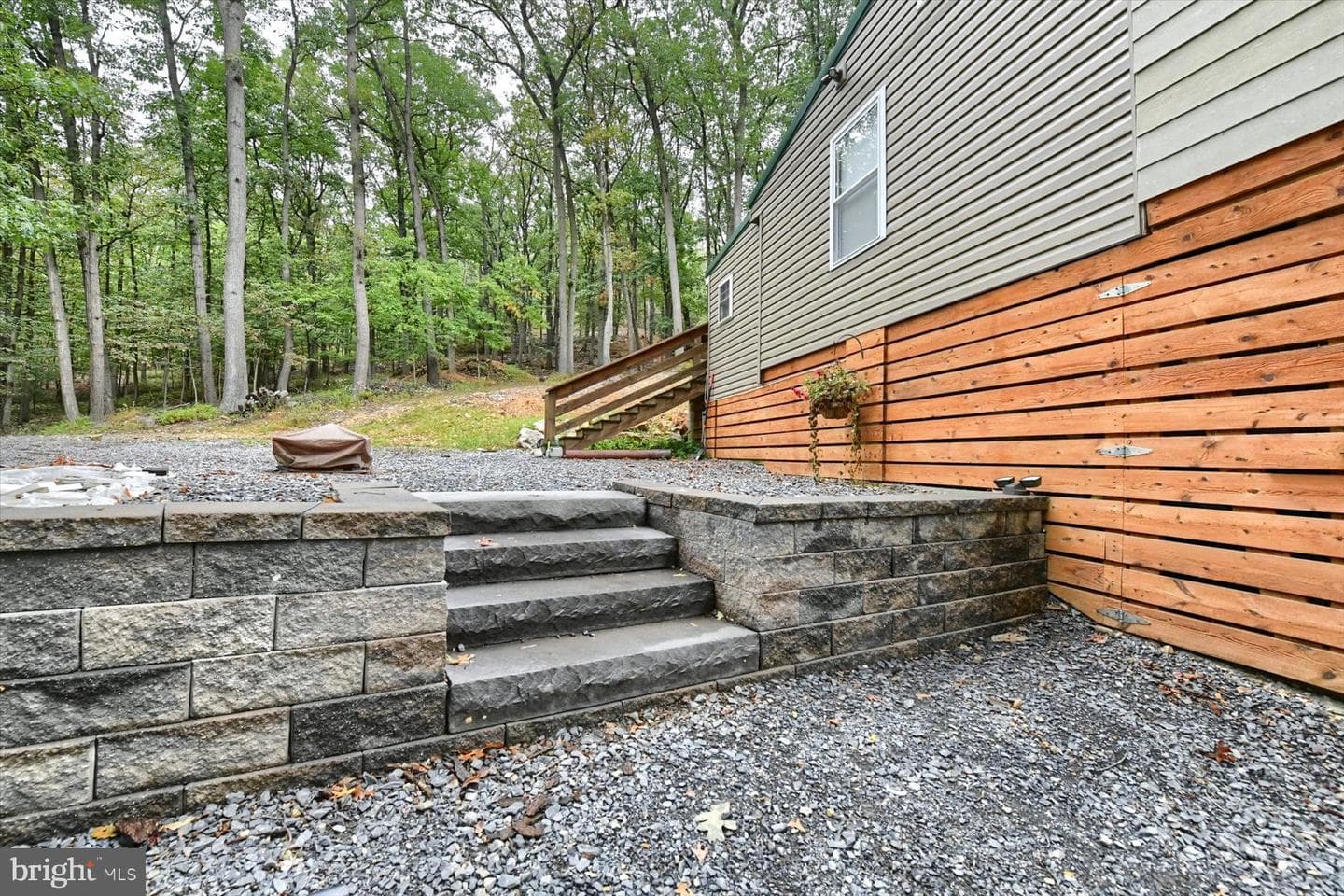 151 Beetem Hollow Rd photo 7