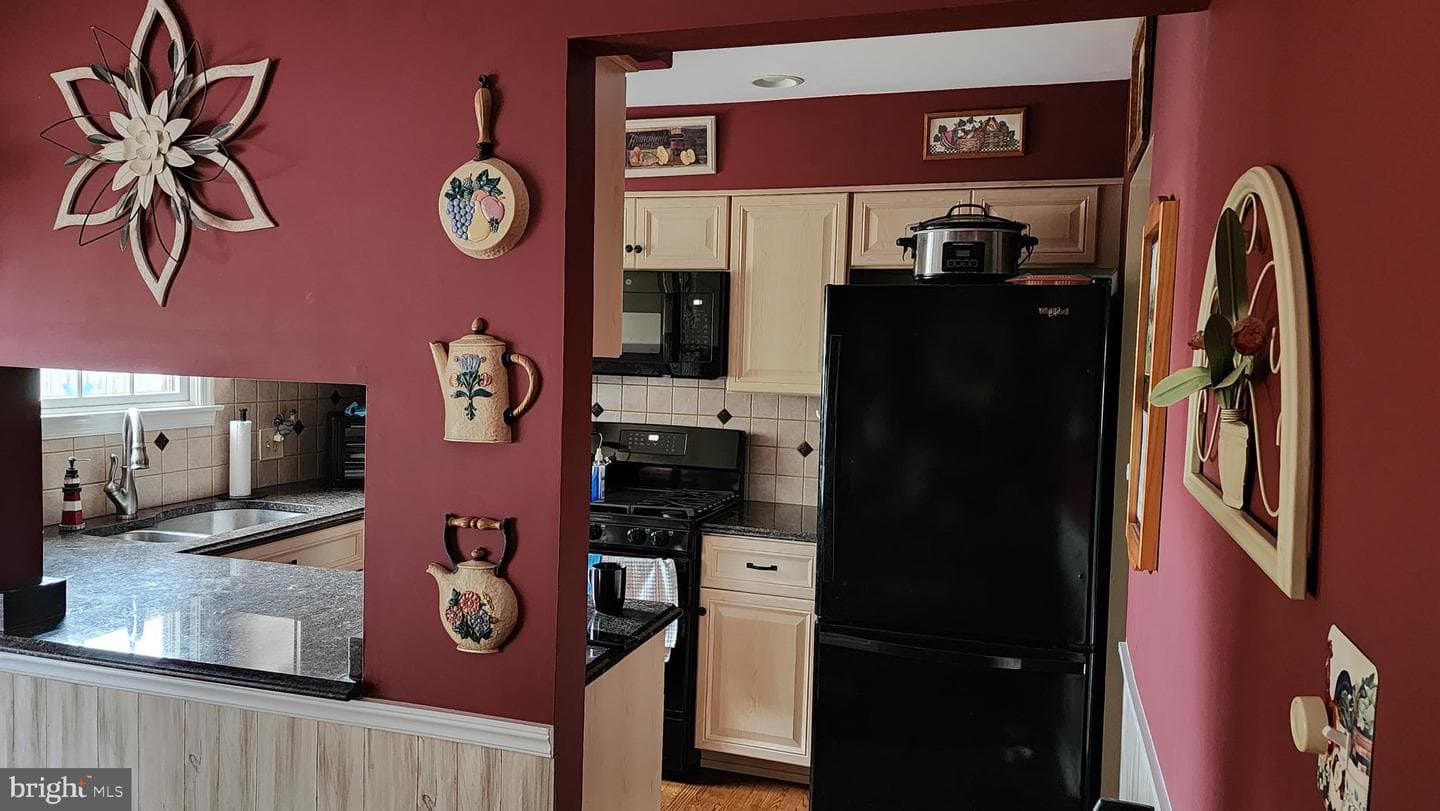 5400 Oxford Drive #E photo 12
