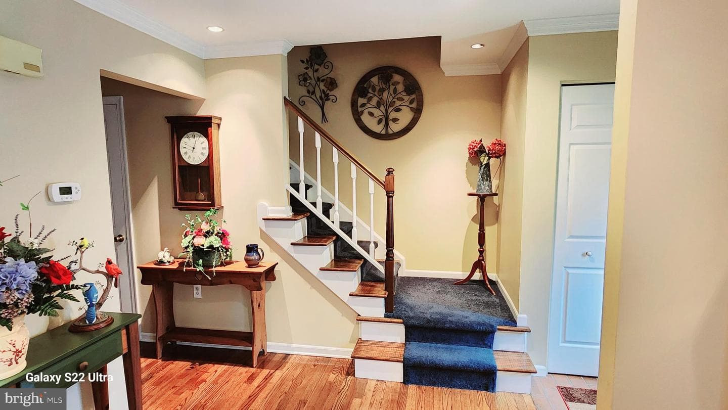 5400 Oxford Drive #E photo 21