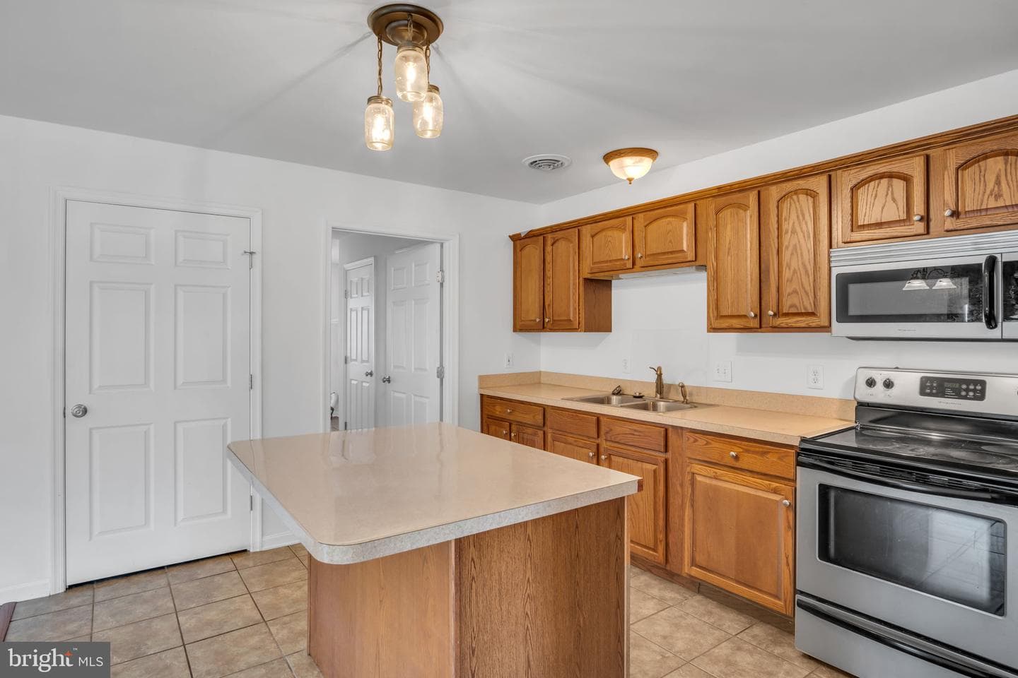 1049 Newville Road photo 10