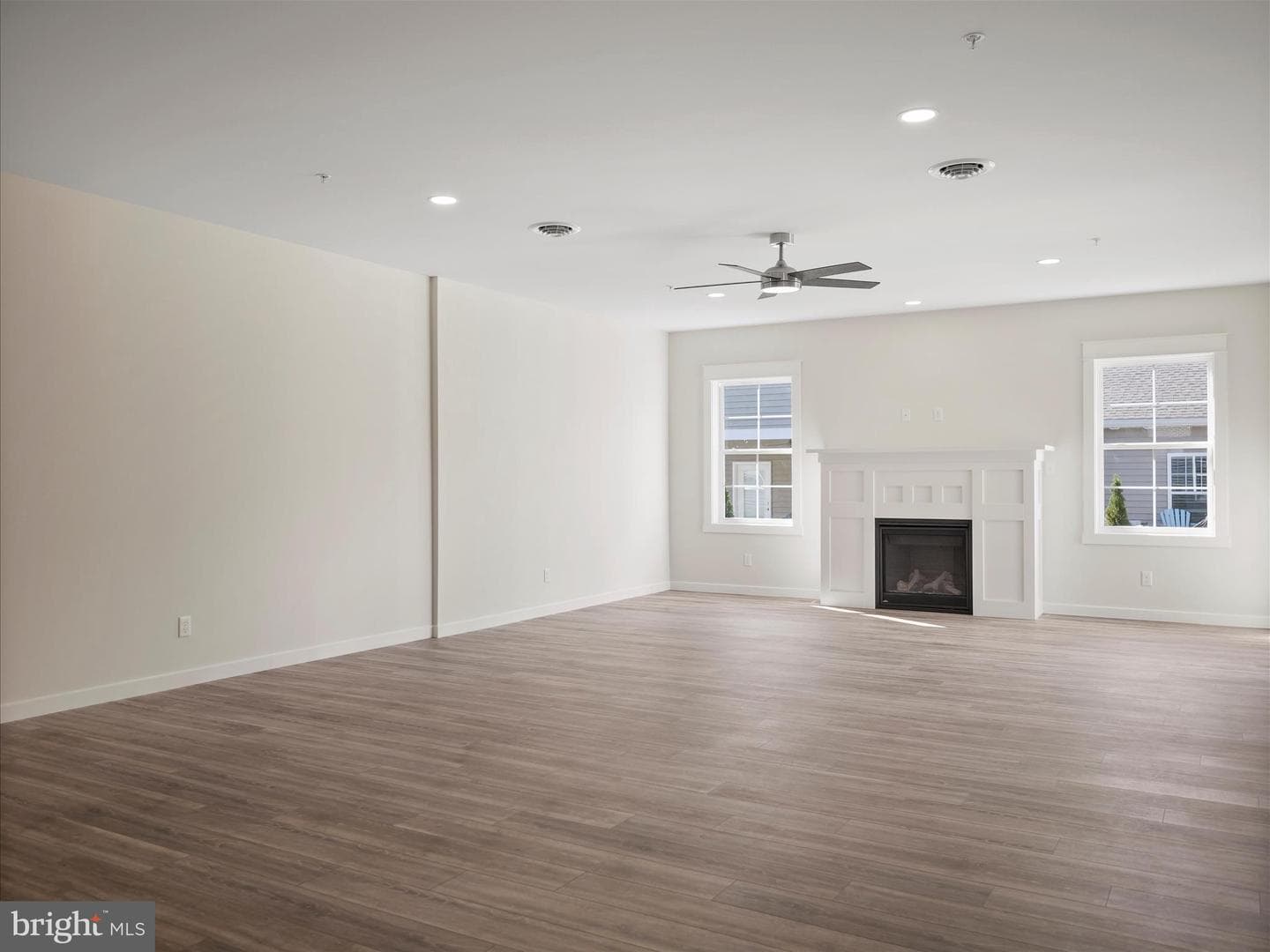 142 Blackbird Lane photo 14