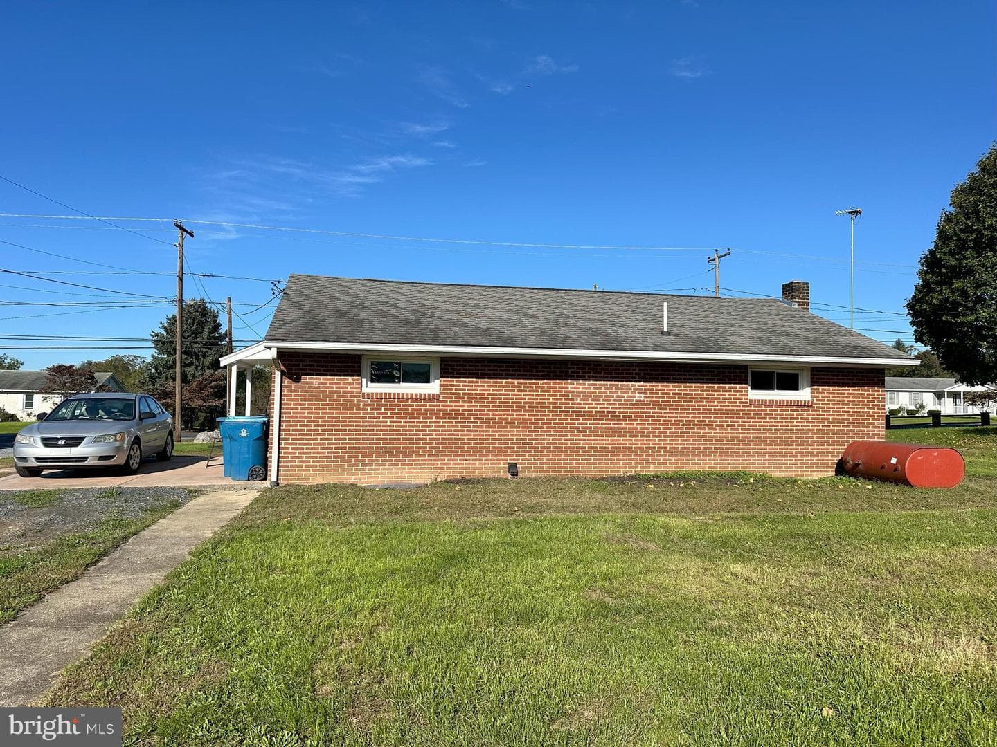 2761 Spring Road photo 2