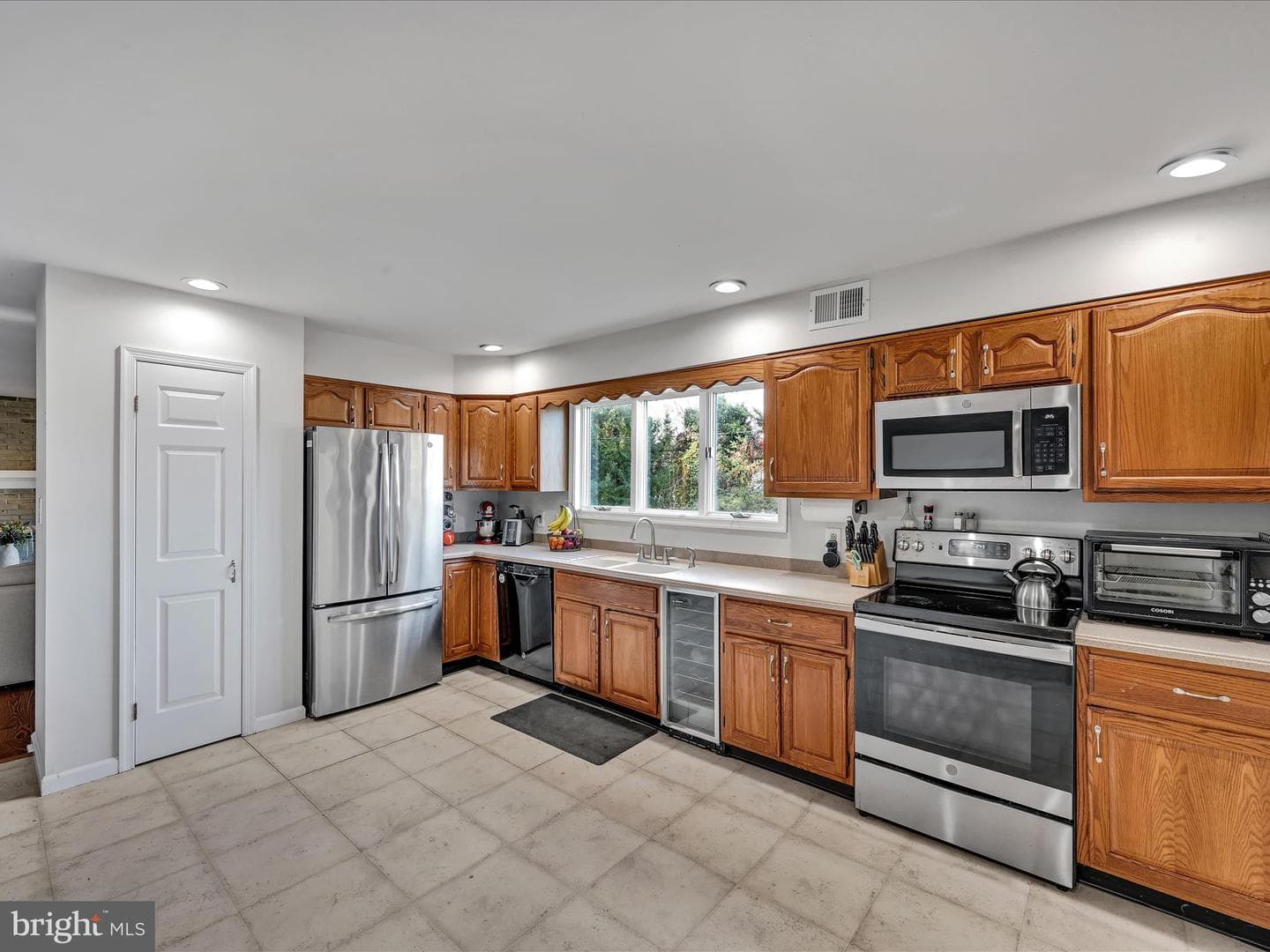 515 Gale Road photo 17