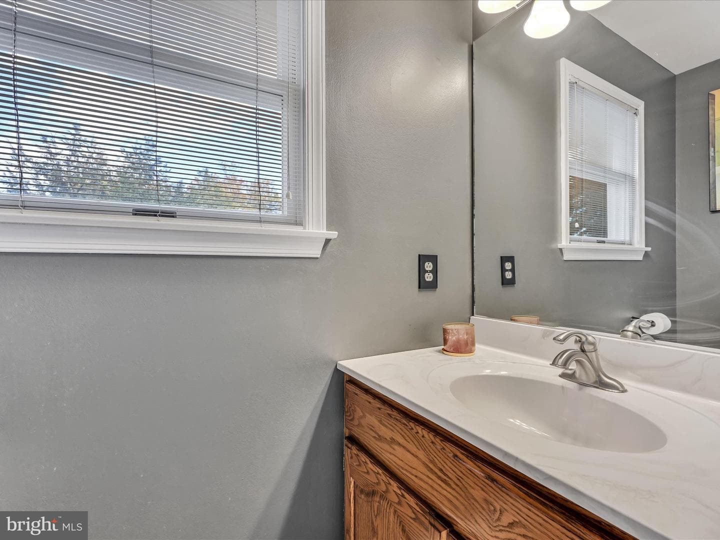 515 Gale Road photo 21