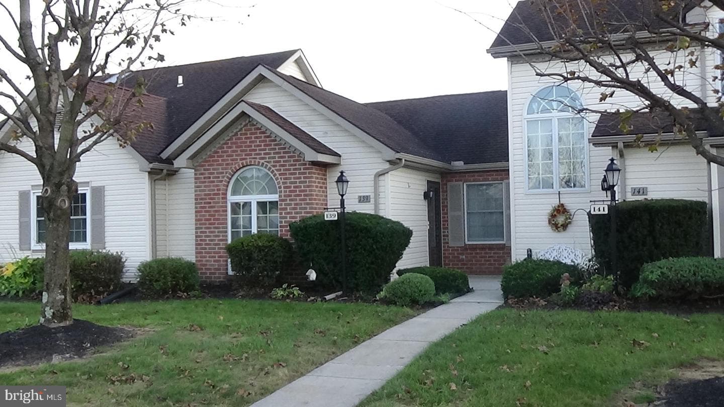 139 Strayer Drive photo 2