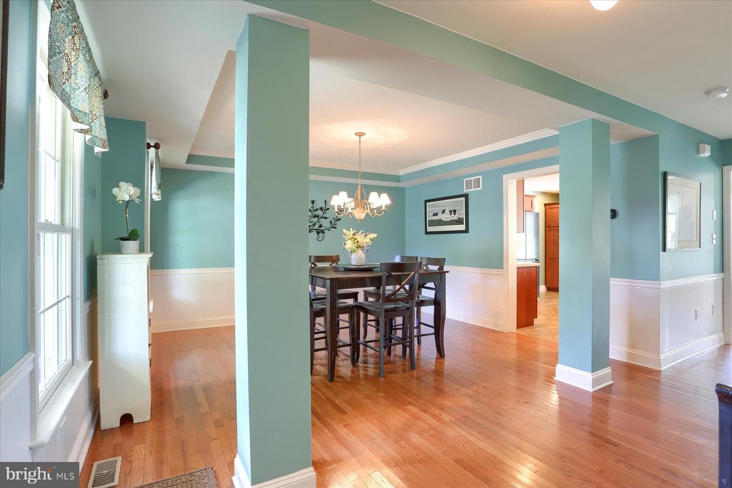 2045 Harvest Drive photo 3