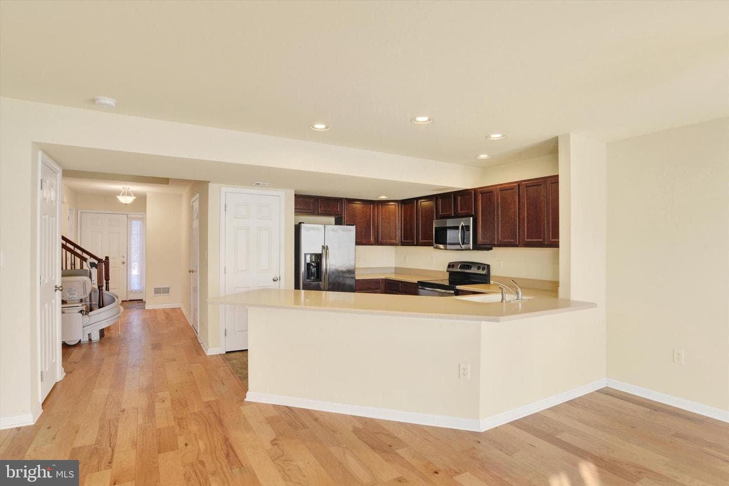 212 Melbourne Lane photo 10