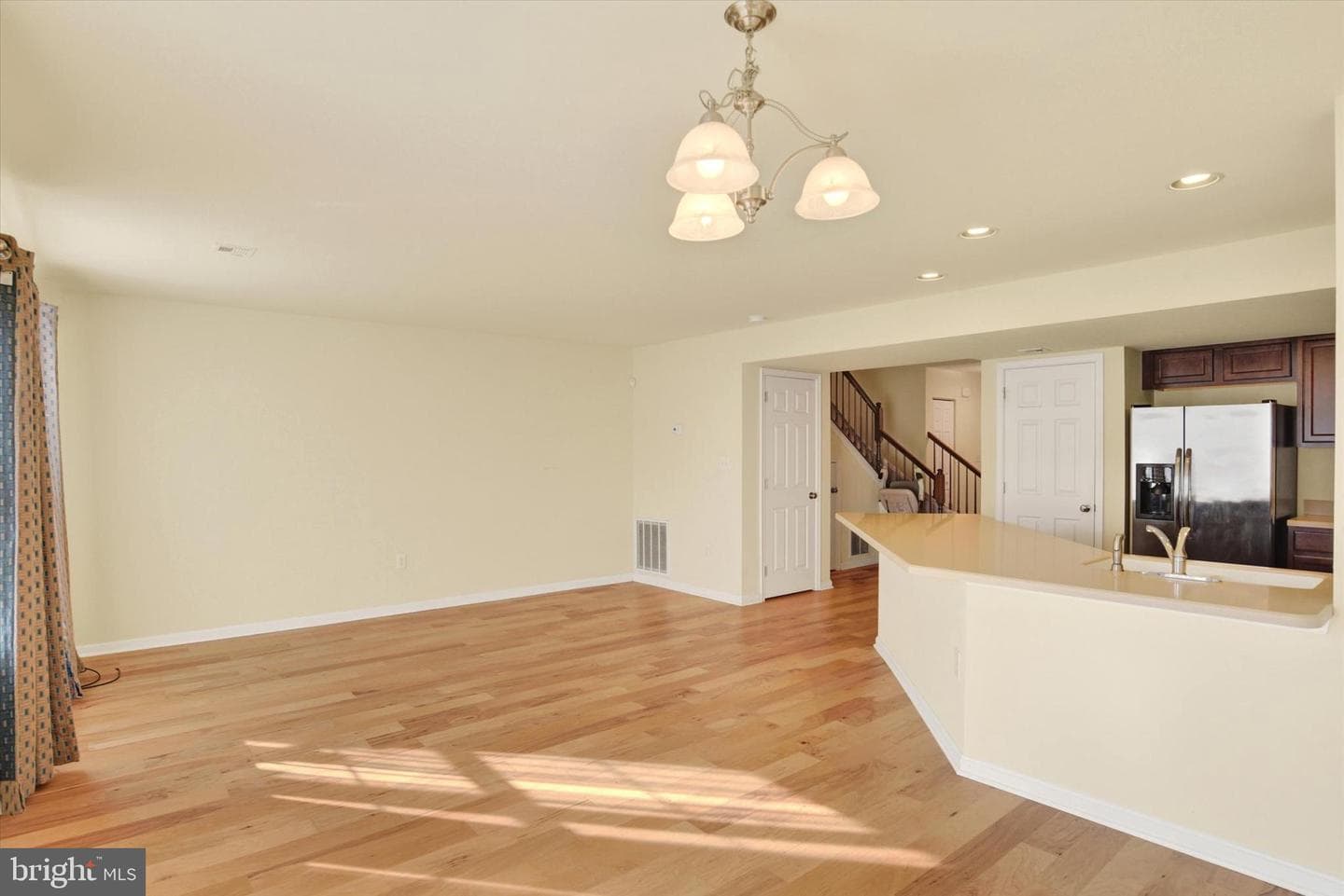 212 Melbourne Lane photo 11