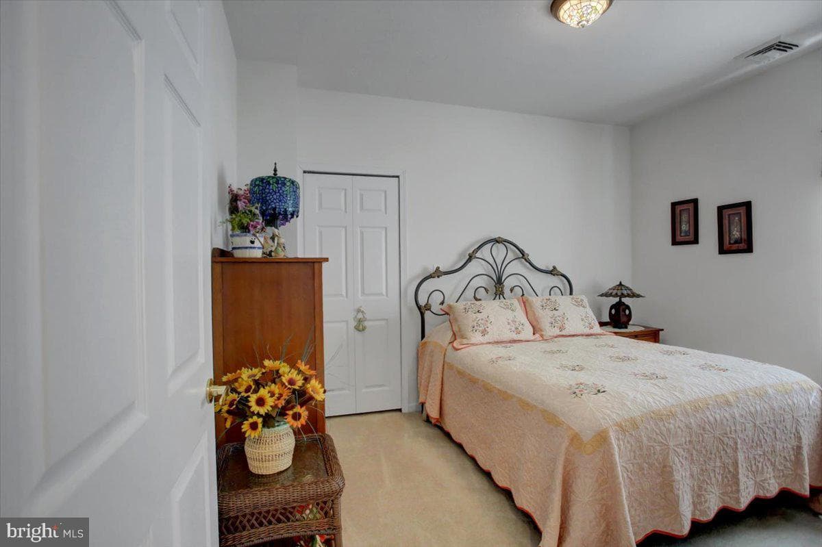 31 Lantern Lane photo 21