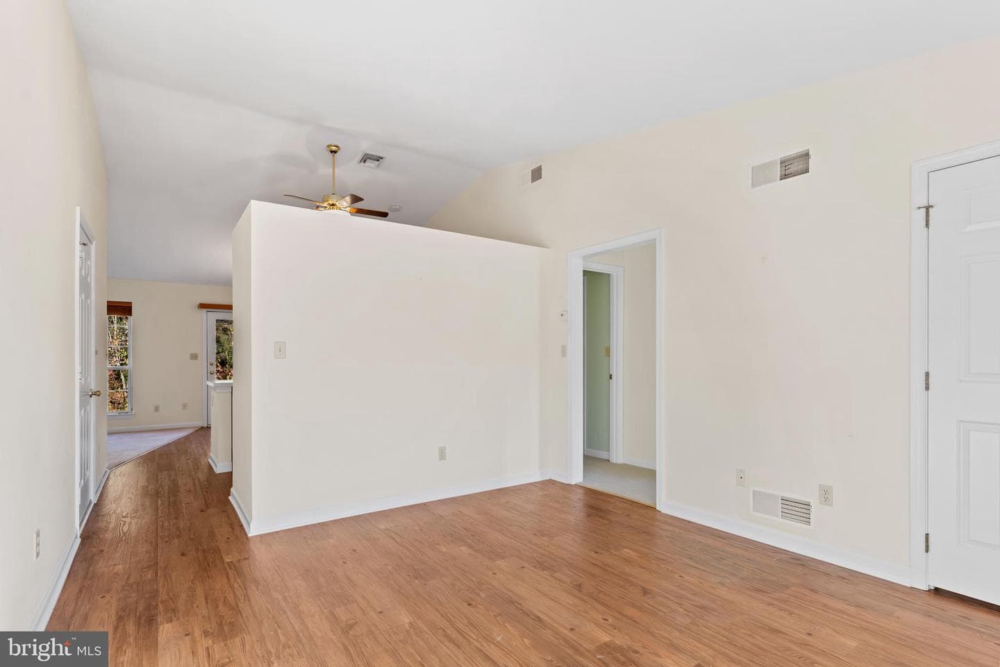 7 Windcroft Court photo 12