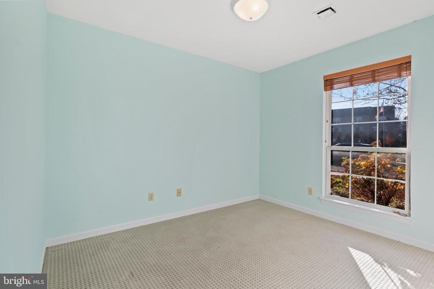 7 Windcroft Court photo 20
