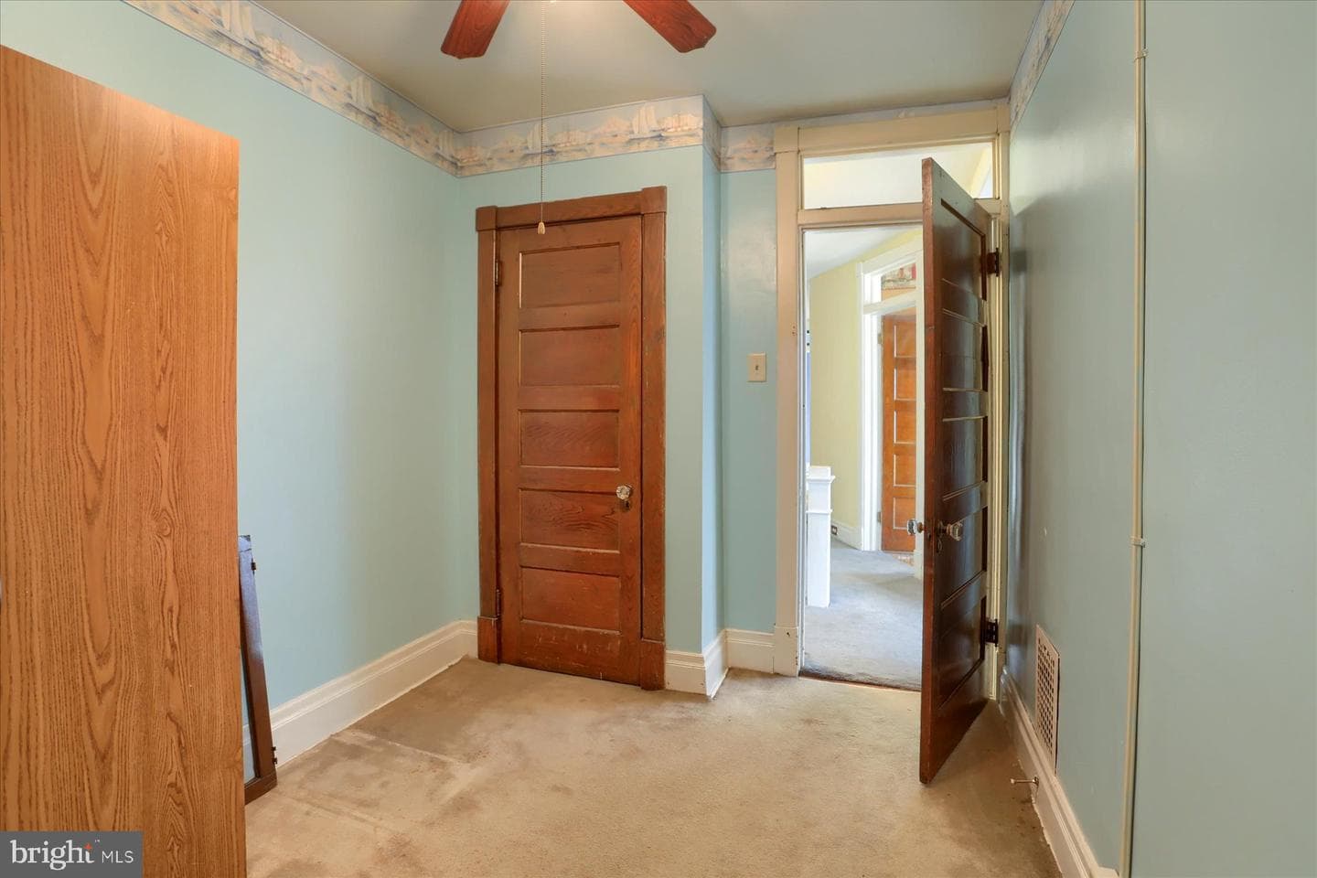 120 N Bedford Street photo 18