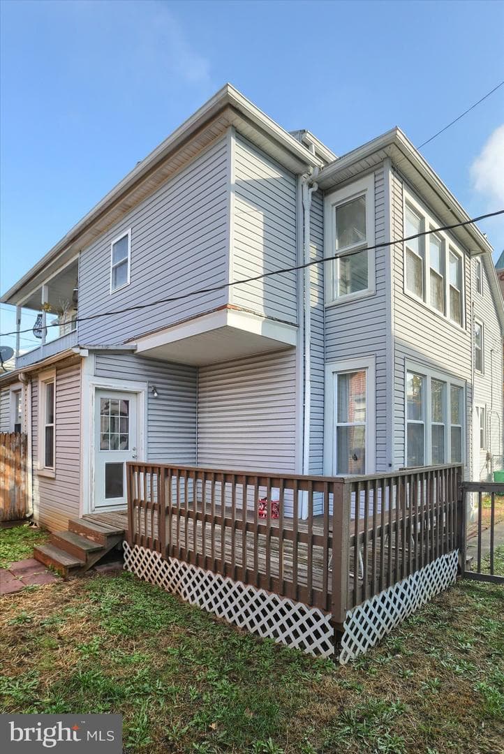 120 N Bedford Street photo 36